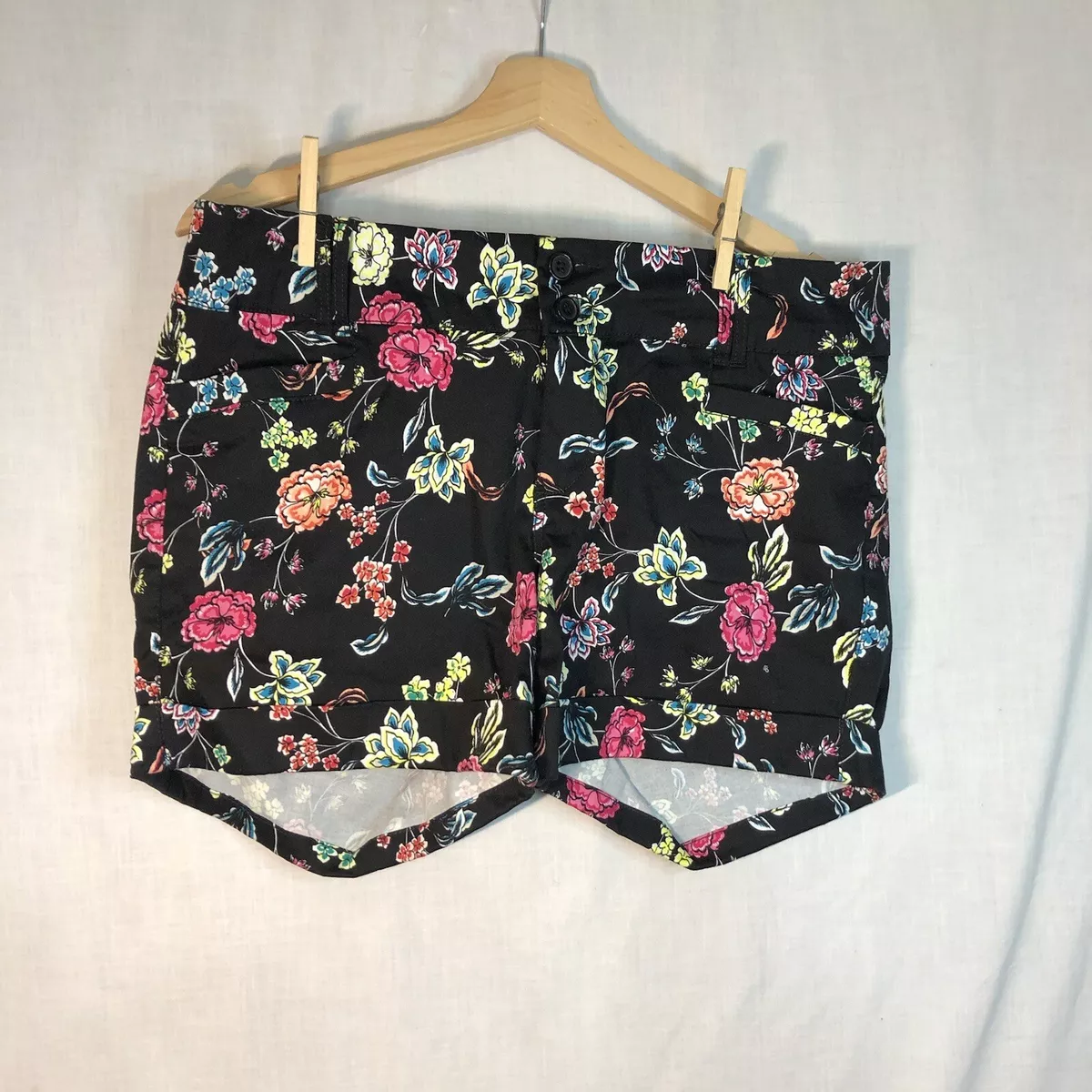 Torrid floral shorts clearance