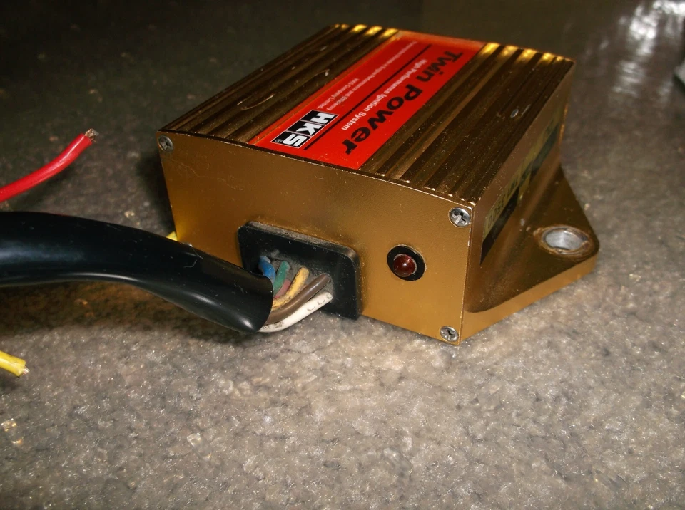 HKS TWIN POWER DLI - 300zx、SUPRA、SR20、240sx、S13、S14 HKS IGNITION 43001-AK001 — 第 3/4 张图片