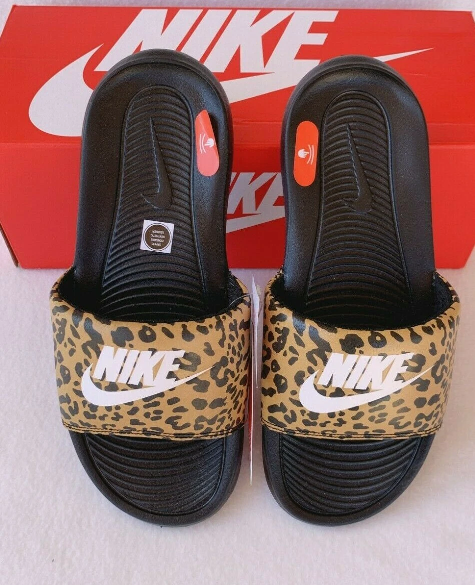 NUOVI sandali infradito Nike donna Victori One Slide CN9676 700 taglia dalla 6 alla 12