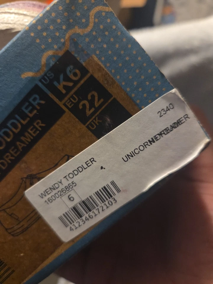 Zapatos unicornio Hey Dudes talla 6 para niños pequeños Foto 4 de 4