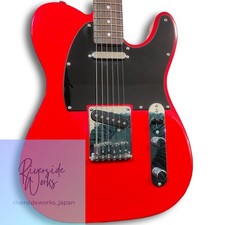 Squier by Fender Telecaster rouge et noir avec sac de concert