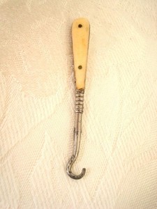 Vintage Antique Glove Button Hook 2 3/8 In. KJ