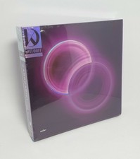 KANG DANIEL 2nd Mini Album [MAGENTA] B Ver. CD+P.Book+Photo Stand+P.Card+B.Mark