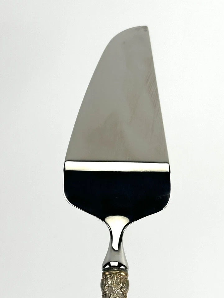 Juego de 2 piezas de pastel con mango de plata de ley Grande Baroque de Wallace Foto 3 de 4