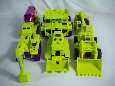 K24i57572 DEVASTATOR 2015 SDCC EXCLUSIVE CONSTRUCTICONS COMPLETE TRANSFORMERS