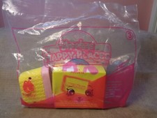 2018 McDonald's Shopkins Hamper 3 Happy Places Toy NIP MD184