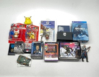 6.2 Lbs. Lot of Assorted Gaming Figures & Collectibles