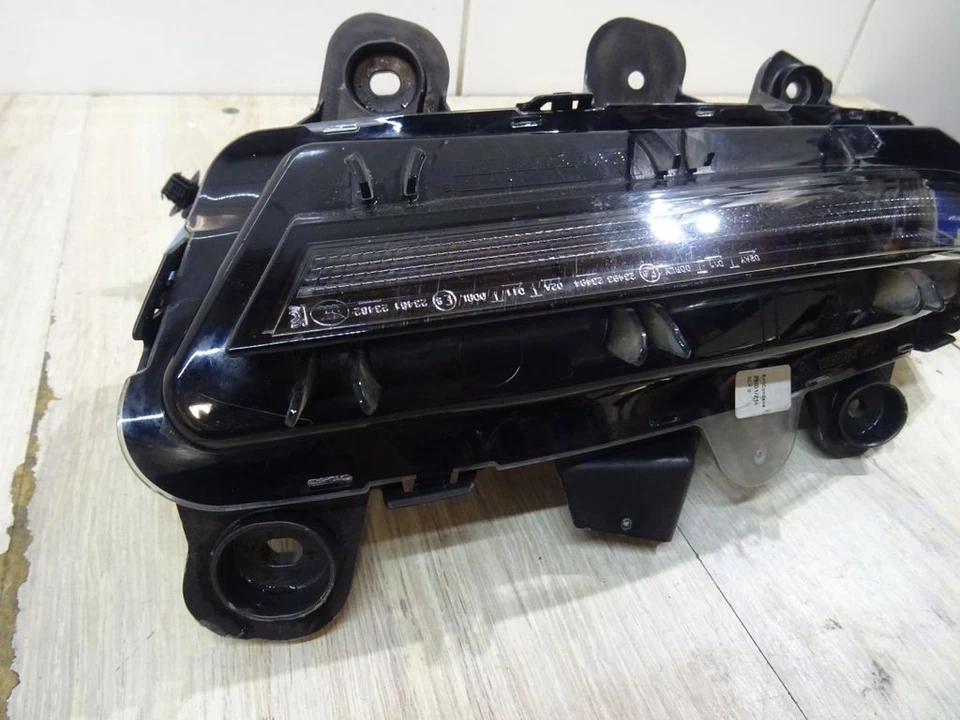 Peugeot 5008 2009 Luz de marcha diurna LED derecha 9836230980 GENUINA WAD8085 - Imagen 2 de 4