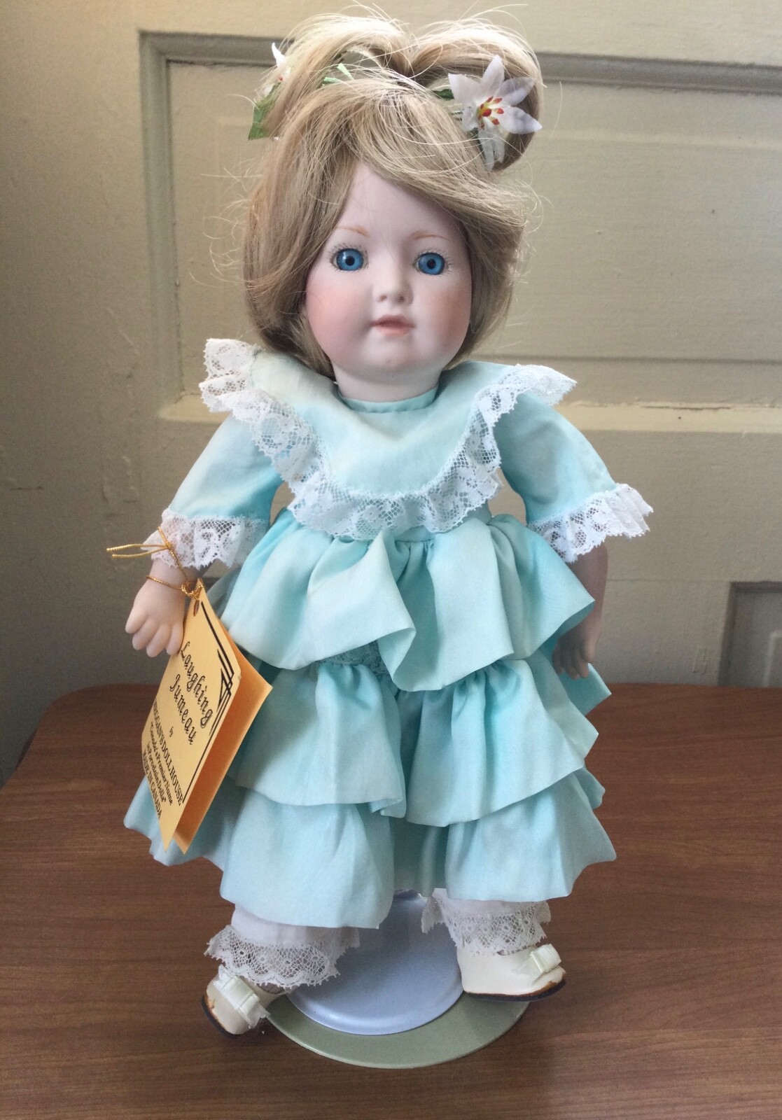 Meggan s Doll House Porcelain Doll Laughing Jumeau Canada eBay