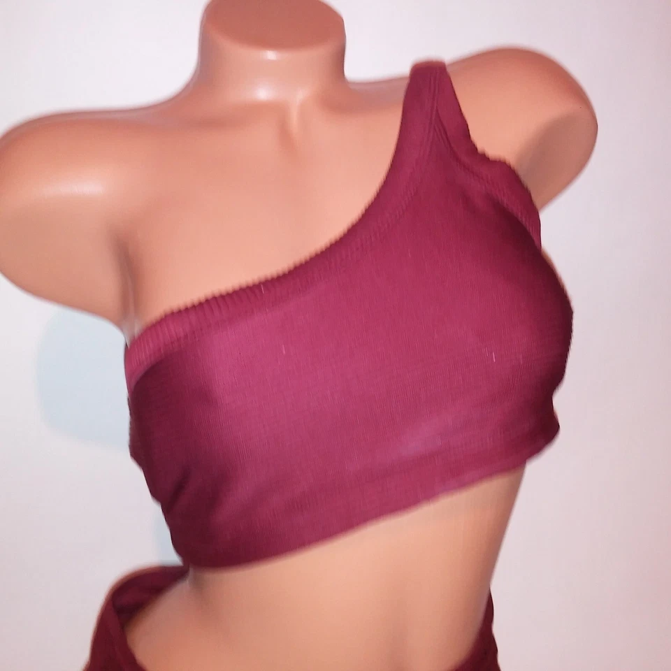 Bikini de natación Old Navy mediano superior e inferior borgoña liso acanalado un hombro Foto 4 de 4