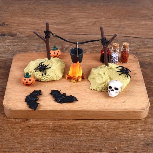 1Set 1:12 Dollhouse Halloween Horror Decor Toy Bat Skull Broom Spider Ornament - Photo 11/12