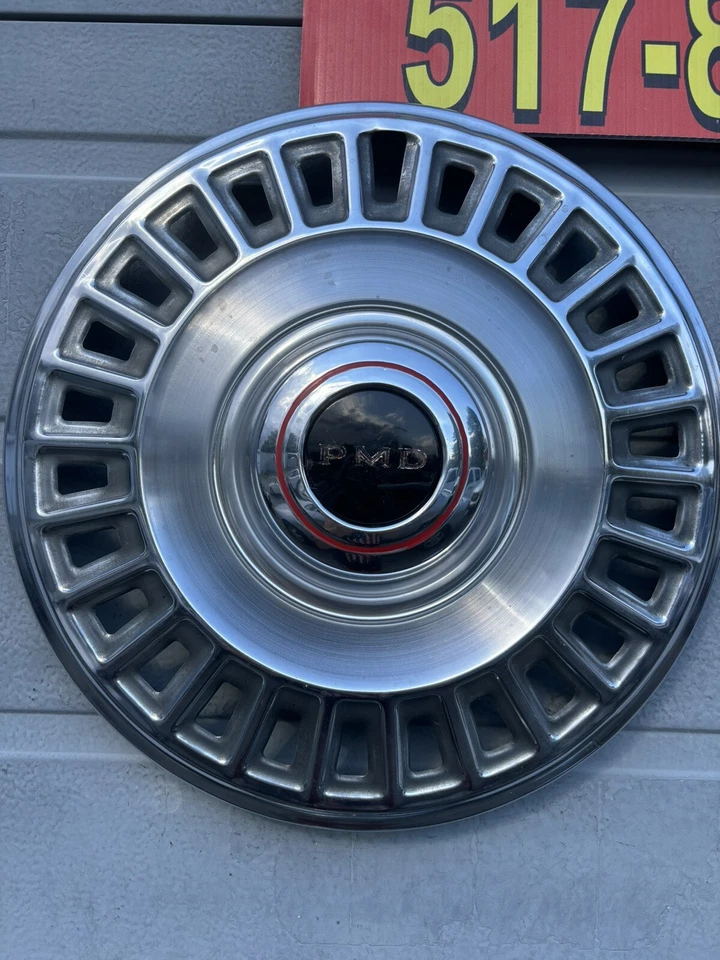 Pontiac Firebird Catalina Bonniville Tempest Ventura 1967-72 tapacubos 4 buen fabricante original Foto 2 de 4