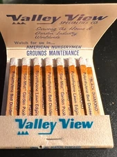 MATCHBOOK - VALLEY VIEW SPECIALTIES CO - KANGAROO - CRESTWOOD, IL  - UNSTRUCK!