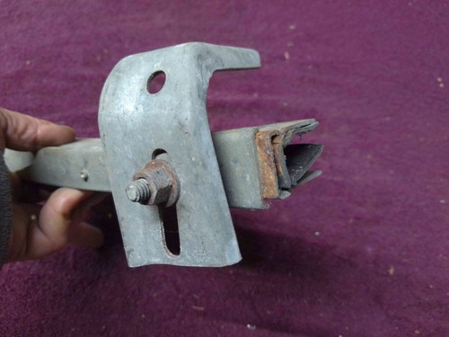 1969 1970 Plymouth Road Runner Charger GTX B Body Left Hand Rear Window Channel - Picture 8 of 8