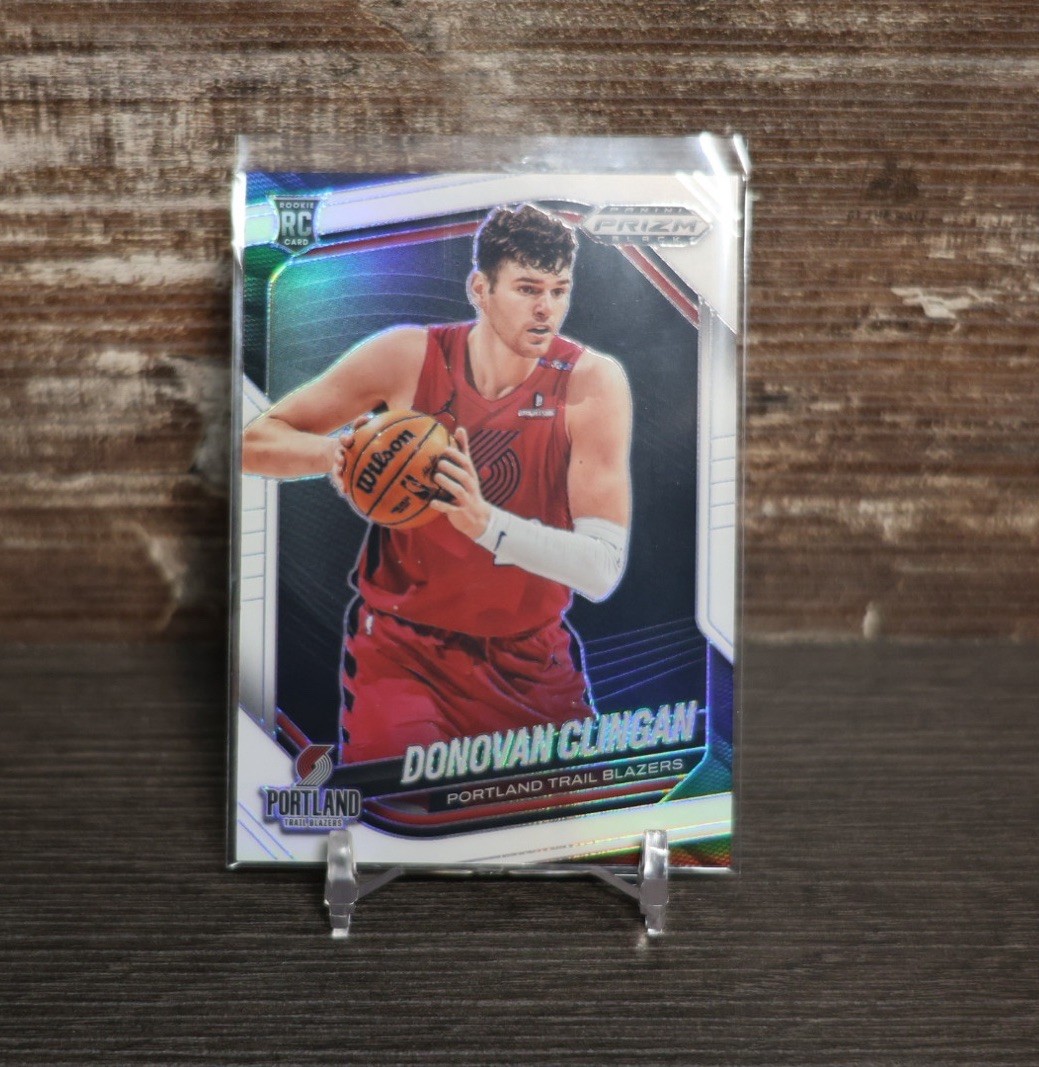 2024-25 Panini Prizm Black _ Donovan Clingan - White Prizm RC no./175 #131