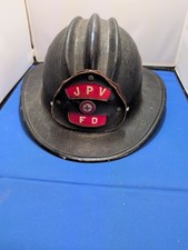 Vintage American Firefighter Helm JPV FD Volunteer Fire Dept Paradehelm