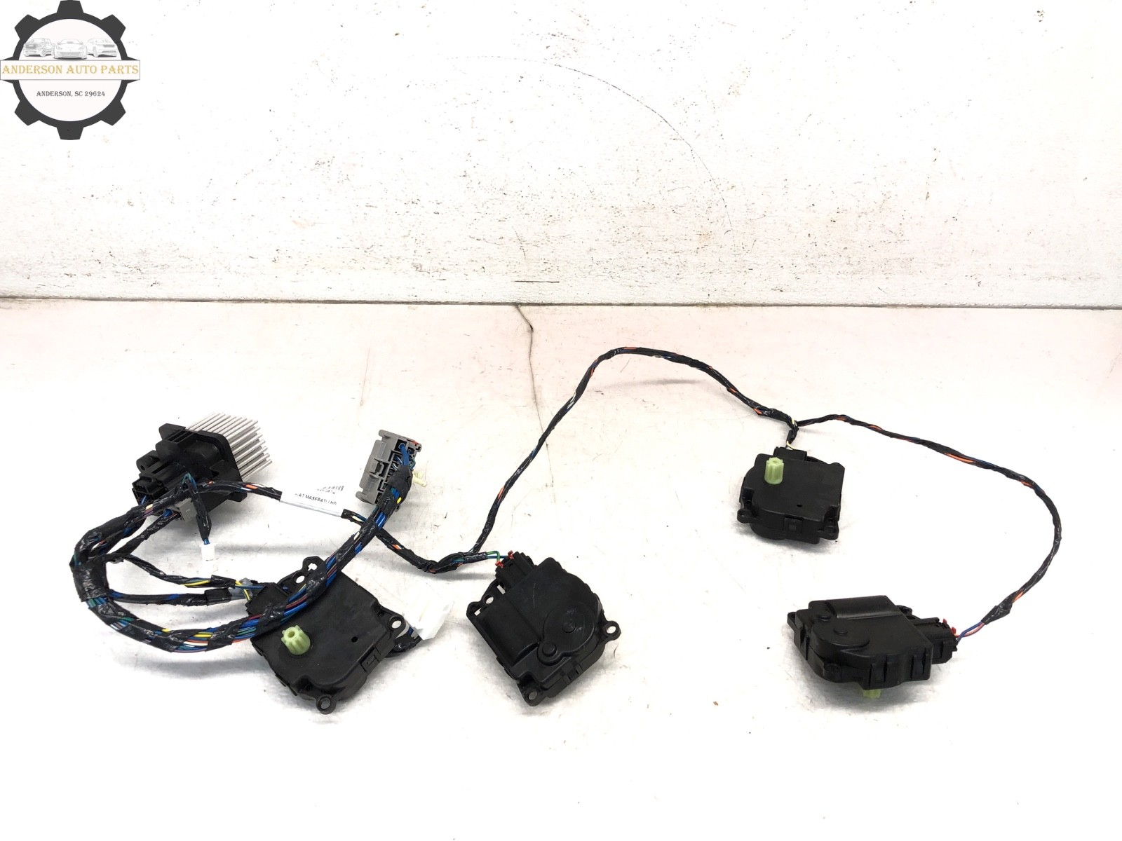 2017-2020 MASERATI LEVANTE HVAC A/C BLEND DOOR VENT FLAP ACTUATOR MOTOR SET OEM