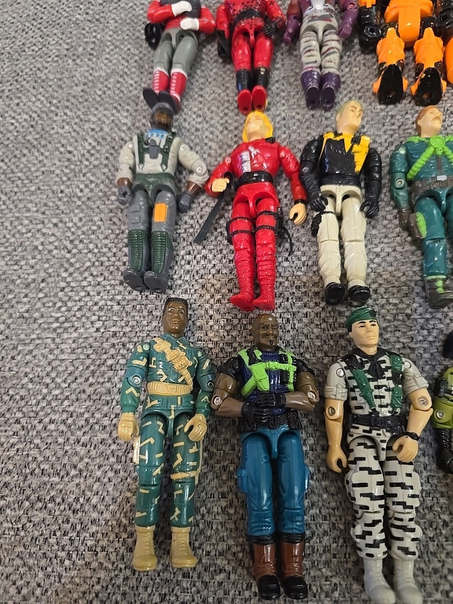 Lot of 15 Vintage 1990s GI Joe Action Figures Undertow, Stretcher