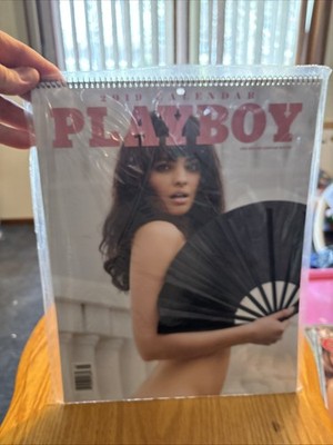 PLAYBOY 2019 PLAYMATE CALENDAR IN SEALED BRAND NEW CONDITION  -25