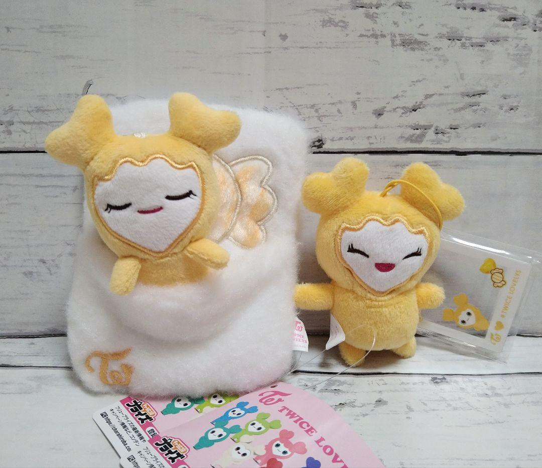 GIGO限定　TWICE LOVELYS TWICE x GIGO Limited Lovely Napping Cushion Plush BIG 42cm 9