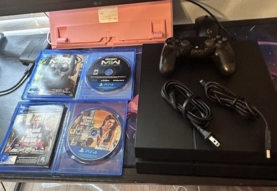 PlayStation 4 PS4 500GB System Bundle w/ Controller, Cables & Games Tested