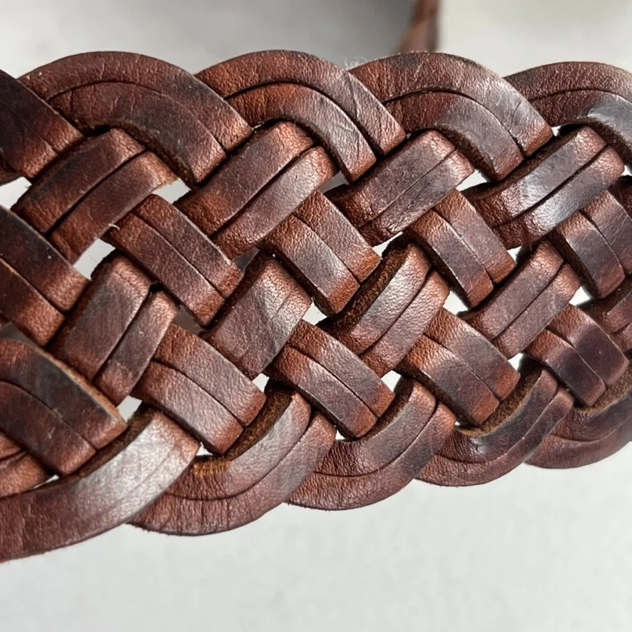 Cinturón de cuero genuino trenzado Chicos para mujer M con marco de metal plateado geoda Foto 2 de 4