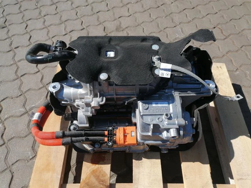 MERCEDES EQA H243 EQA350 ELECTRIC MOTOR REAR HINTEN Engine 
