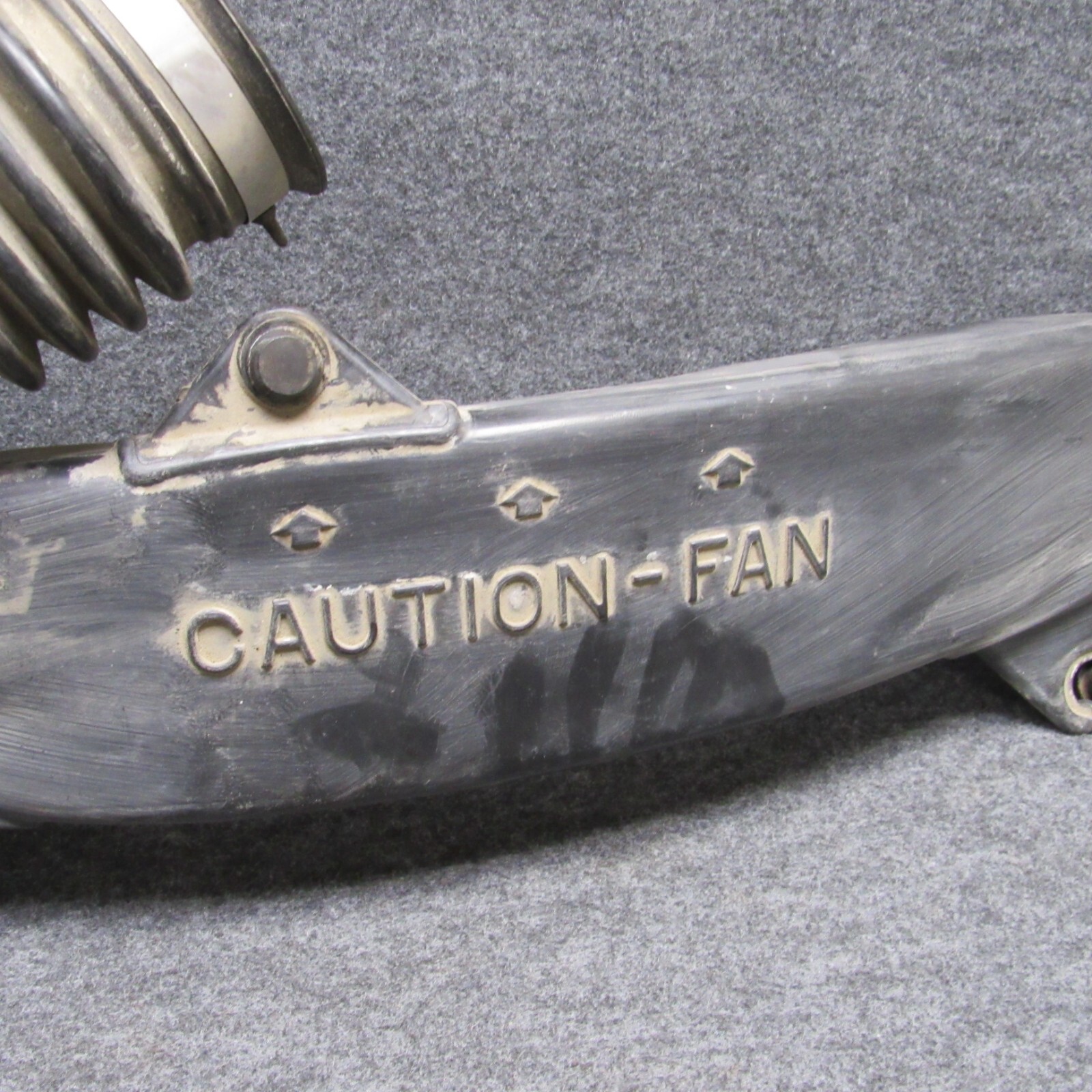 98 99 Chevrolet S10 Air Cleaner Intake Duct 15014982 OEM for sale  