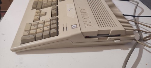 COMMODORE AMIGA 500 - Foto 11 di 16