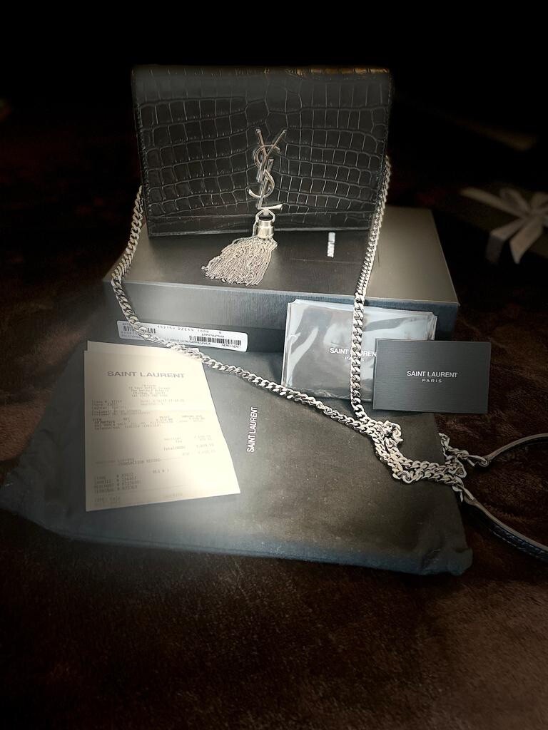 Portafoglio originale Yves Saint Laurent catena borsa Cocco con nappa garantito autentico