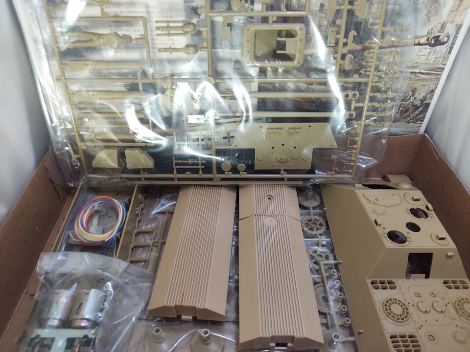 TAMIYA 1/35 scale Remote Control Tank Jagdpanzer Plastic model kit From