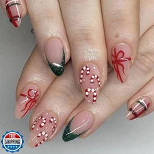 Christmas Press on Nails Medium Almond Fake Nails with Gift Desig