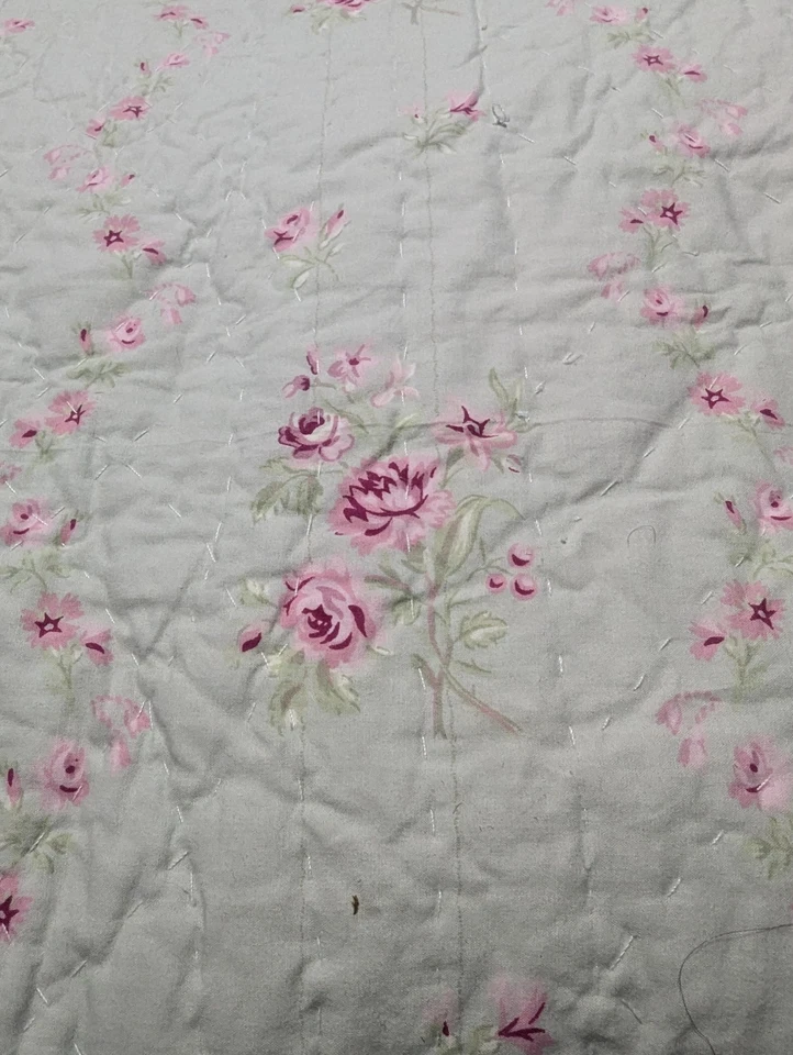 Simply Shabby Chic Lady Rose Quilt Scalloped Edge  92" x 86" Queen Green - Image 2 of 4