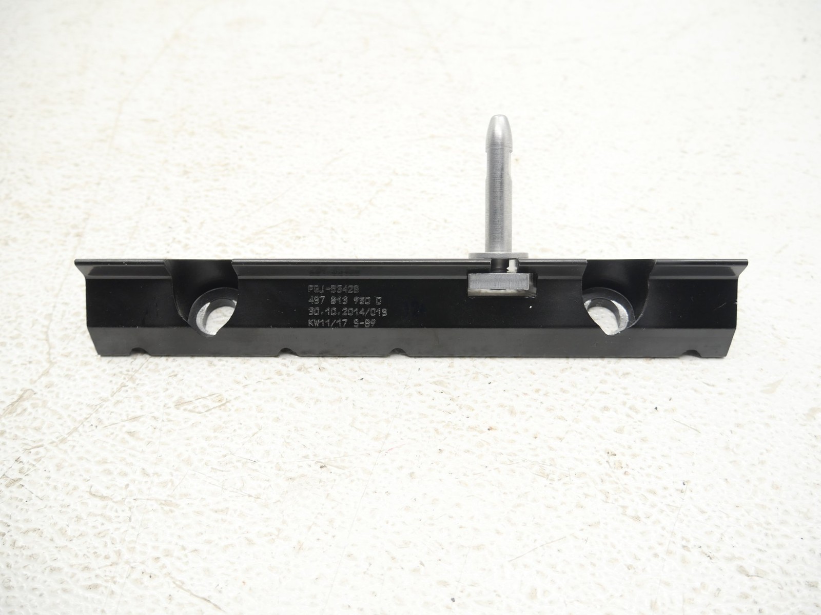 Audi R8 Spyder 2017-2023 Right Seat bracket P/N 4S7813930D