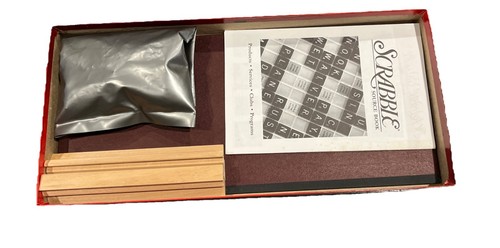 Vintage Parker Brothers Hasbro Scrabble Crossword Game 2001 Wooden Tiles & Racks - Picture 5 of 7