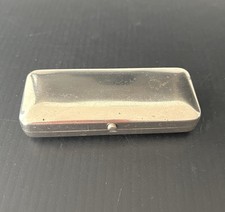 Estuche de lápiz labial de metal tono plata Art Deco c1925-1935 tocador soporte cosmético