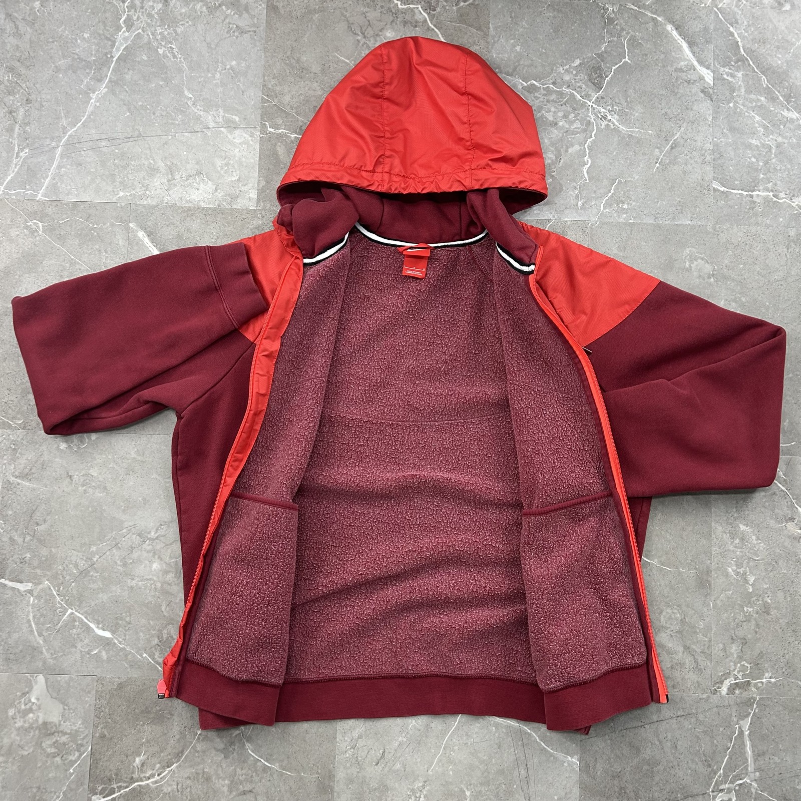 SACAI X NIKE Nike Windrunner Felpa con Cappuccio Giacca Uomo Grande Full Zip Felpa Cappotto Rosso Streetwear