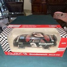 Dale Earnhardt 3 Goodwrench 1:24 Diecast Chevrolet Lumina Sports Image NASCAR