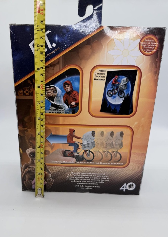 NECA ULTIMATE E.T 40TH ANNIVERSARY ELLIOTT & E.T ON BICYCLE - 13 CM | | Figuras de colección de cine y manga