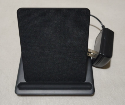 Amazon Wireless QI Charging Dock for Kindle Paperwhite Signature