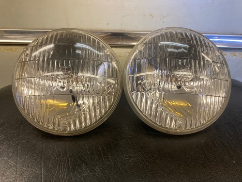 5 3/4" FORD SCRIPT Westinghouse Headlights Two (2) Hi Beam Head Lights Tested - Picture 2 of 12