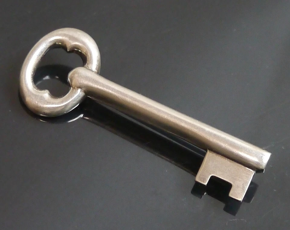 Autentica chiave spilla Tiffany & Co. vintage argento sterling #3604 - Immagine 3 di 4