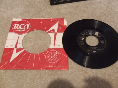 7'' COMPANY SLEEVE SINGLE LOS INDIOS TABAJARAS MARIA ELENA/JUNGLE DREAM RCA1365