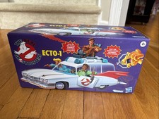 Hasbro Kenner Classics Ghostbusters Ecto-1 Retro Vehicle