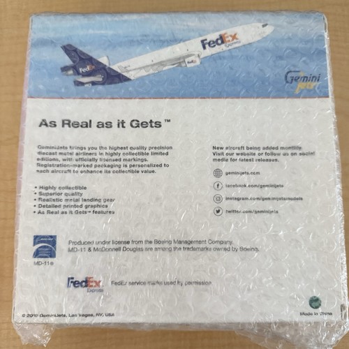 Rare! GeminiJets 1:400 McDonnell Douglas MD-11F FedEx Express N608FE GJFDX1149 - Picture 9 of 9