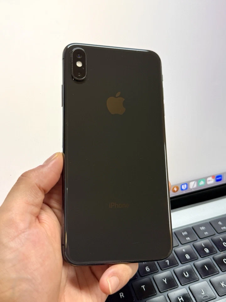Apple iPhone XS Max 256 GB Desbloqueado de fábrica Gris espacial/Negro #23074 Foto 2 de 4