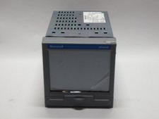 Honeywell EZTrend GR 5.7" Graphic Recorder, TVEZGR-31-000-22-0-010-0003B0-000
