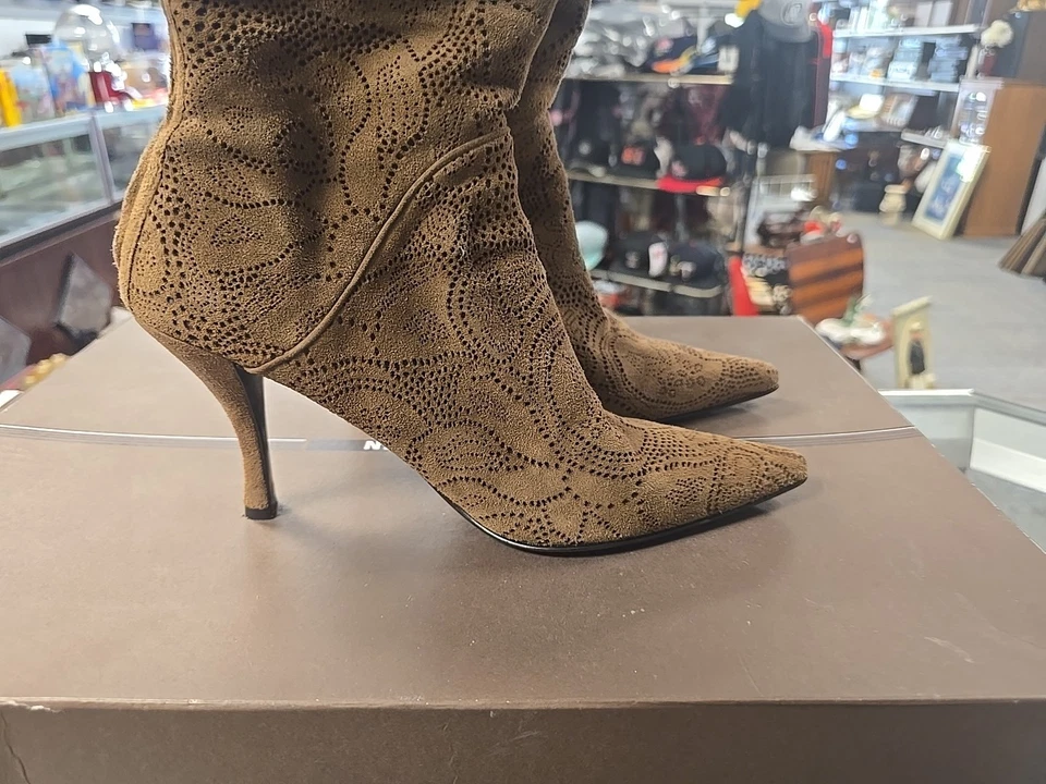 Glory Chen Celeste ботинки верблюда замши размер 8  - Изображение 3 из 4