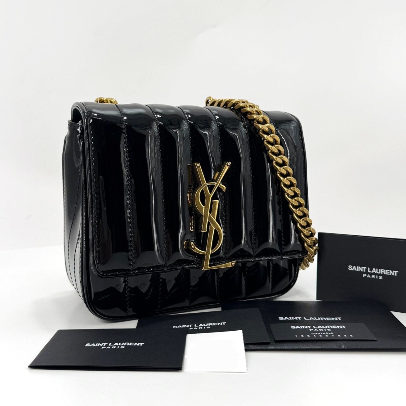 Saint Laurent Vicky catena verniciata borsa a tracolla e borsa a tracolla nera (538439)