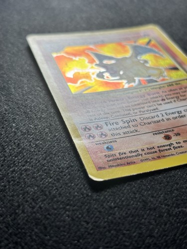 Charizard 4/102 Pokemon TCG 1999 Original Base Set Vintage Holo Rare WOTC MP - Picture 3 of 12
